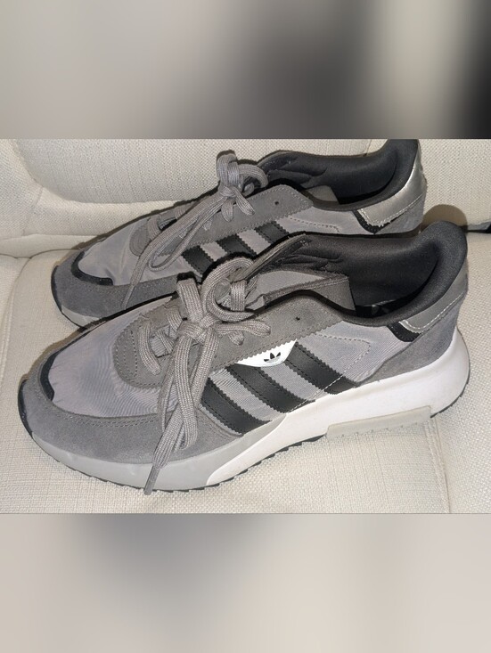 adidas Other - Adidas Men's Gray & Black Retro Runner Sneakers